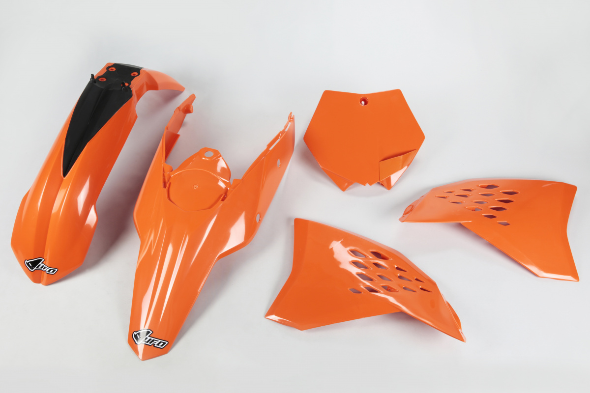 Kit Plastiche arancio per Ktm SX 250/XC 250 - SX 125/XC 125 - SX 144 - SX 150 - SX-F 450/XCF 450 - SX-F 250/XCF 250 - PLASTIC...