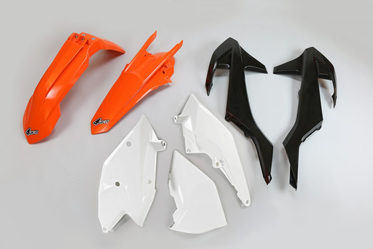 Kit Plastiche OEM Color 18 per Ktm EXC 125/XC W125 - EXC 150/XC W150 / XC W150TPI - EXC 250/XC W250 - EXC-F 250/XCF W250 - E....