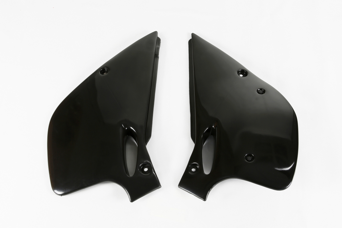 Fiancatine Laterali nero per Ktm EXC 360 - SX 250/XC 250 - SX 360 - EXC 300/XC W300 - SX 300/XC 300 - PLASTICHE REPLICA - KT0...