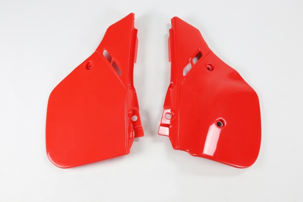 Fiancatine laterali - rosso - Honda - PLASTICHE REPLICA - HO02611-061 - UFO Plast