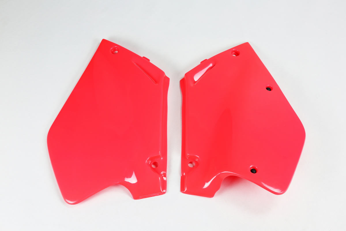 Fiancatine Laterali rosso per Honda CR 125 (1995-97) - CR 250 (1995-96) - PLASTICHE REPLICA - HO02673-067 - Ufo Plast