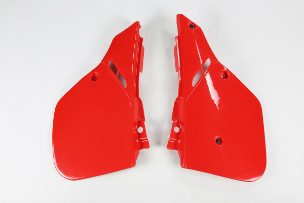 Side panels - red 061 - Honda - REPLICA PLASTICS - HO02604-061 - UFO Plast