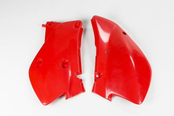Fiancatine laterali - rosso - Honda - PLASTICHE REPLICA - HO03677-069 - UFO Plast