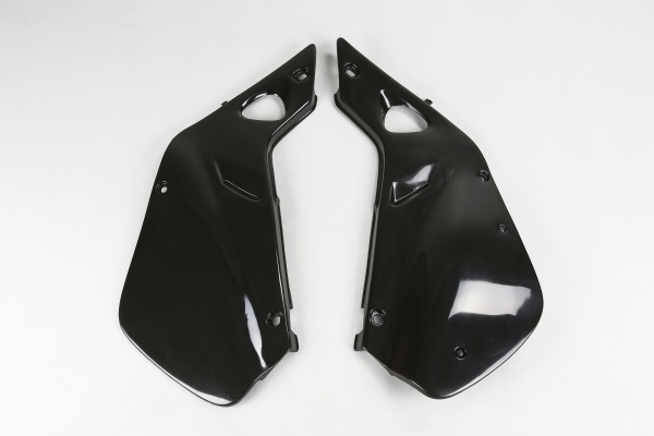 Side panels - black - Honda - REPLICA PLASTICS - HO03602-001 - UFO Plast