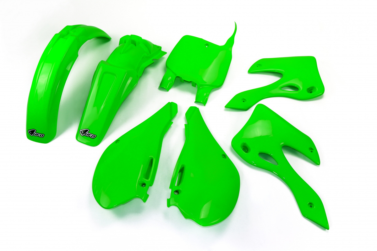 Plastic Kit green for Kawasaki KX 125 (1999-02) - KX 250 (1999-02) - REPLICA PLASTICS - KAKIT200-026 - Ufo Plast