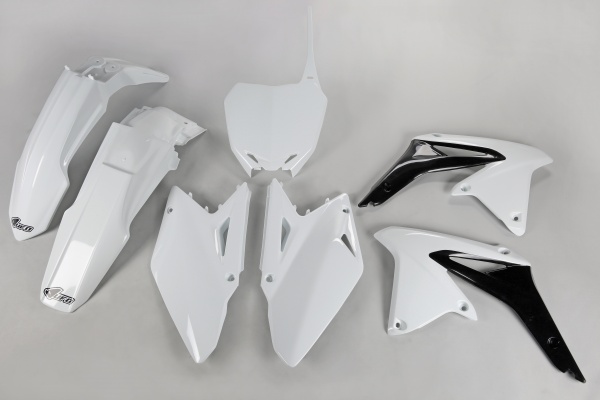 Plastic kit Suzuki - white 041 - REPLICA PLASTICS - SUKIT409-041 - UFO Plast