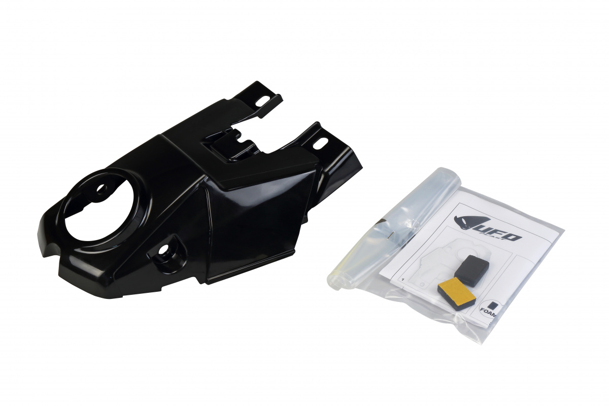 nero per Suzuki RMZ 250 (2019-25) - RMZ 450 (2018-25) - PLASTICHE REPLICA - SU04949-001 - Ufo Plast
