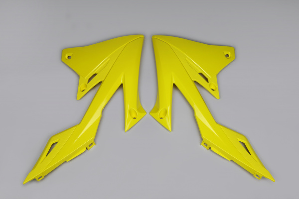 Convogliatori radiatore - giallo - Suzuki - PLASTICHE REPLICA - SU04941-102 - UFO Plast