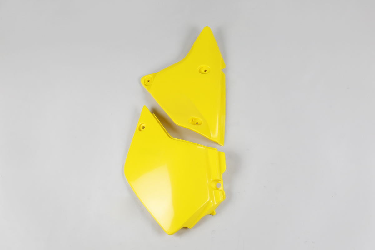 Fiancatine Laterali giallo per Suzuki DRZ 400E (2000-25) - PLASTICHE REPLICA - SU03982-101 - Ufo Plast