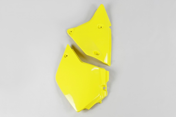 Side panels / Left side - yellow 102 - Suzuki - REPLICA PLASTICS - SU03982-102 - UFO Plast
