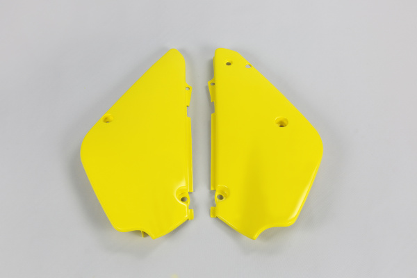 Fiancatine laterali - giallo - Suzuki - PLASTICHE REPLICA - SU03970-102 - UFO Plast