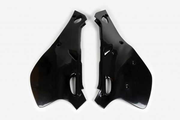 Side panels - black - Yamaha - REPLICA PLASTICS - YA02857-001 - UFO Plast