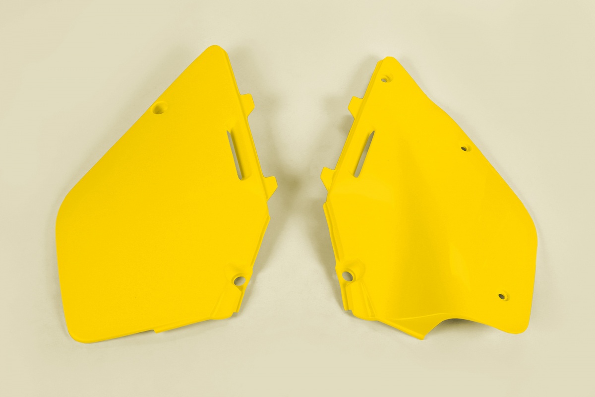 Fiancatine laterali - giallo - Suzuki - PLASTICHE REPLICA - SU02959-101 - UFO Plast