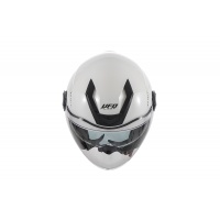 Immagini Stock - Casco Moto Con L'orecchio Protettivo Di Punti. 3D Oggetto  Grafico Su Sfondo Bianco Isolato. Image 47577928