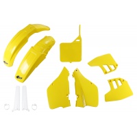Full kit plastiche Suzuki - giallo - PLASTICHE REPLICA - SUKIT396F-101 - UFO Plast